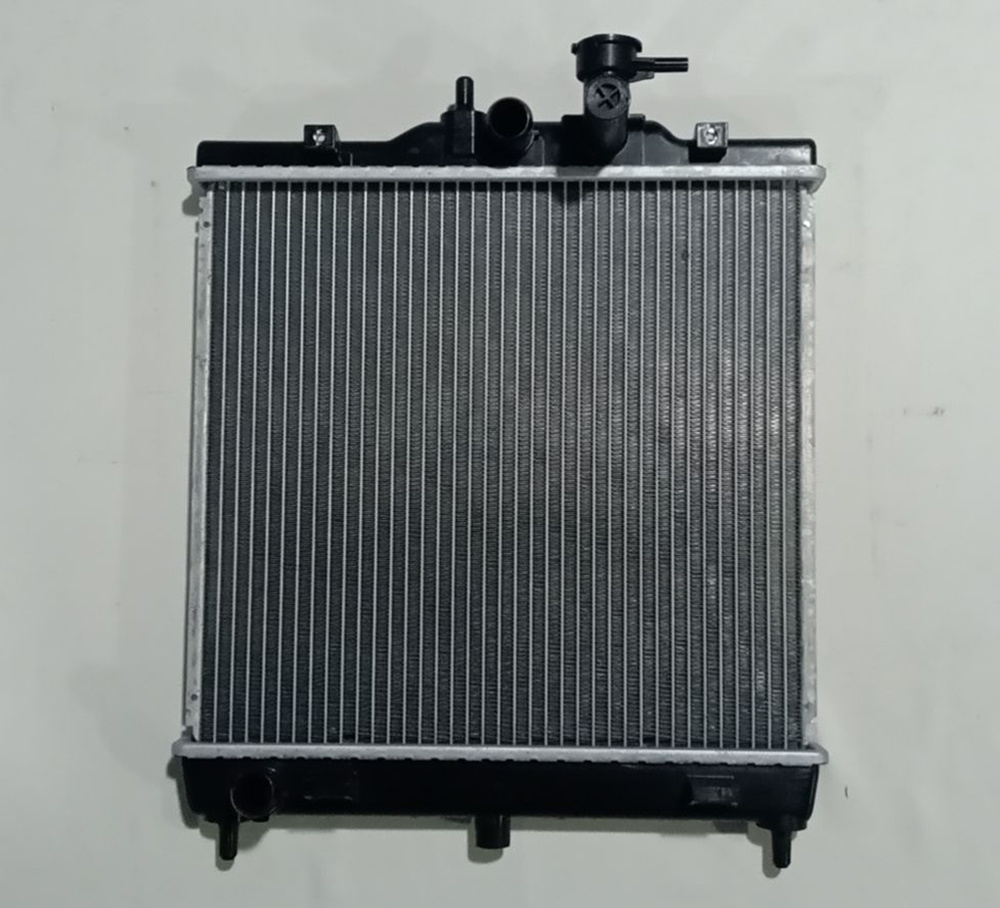 Auto Parts High Quality Aluminum Radiator OEM 25310-07000 for KIA Picanto 04- Mt