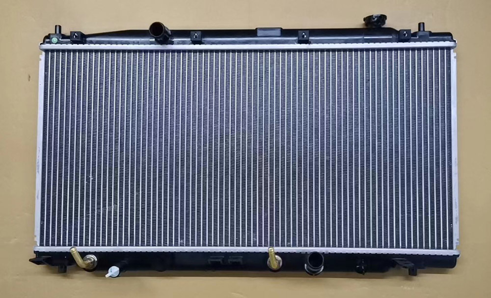 Car 10-Model Spark 1.0I Mt with Temperature Control Water Tank Radiator OEM 96676341