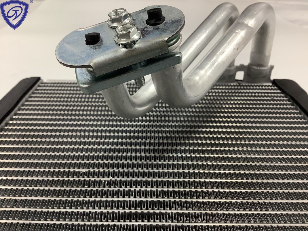 Factory Sell Car Air Conditioner Evaporator Core for Magotan 3c1820103b