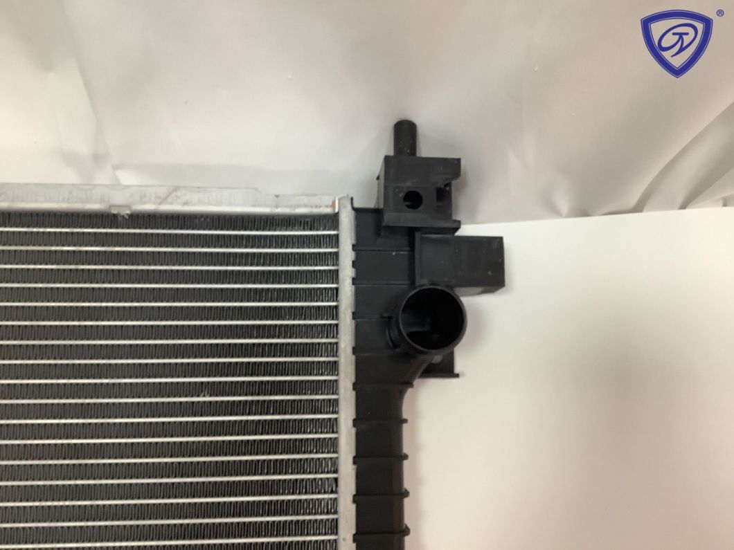 Wholesale Price Aluminium Car Radiator for Cadillac Srx at