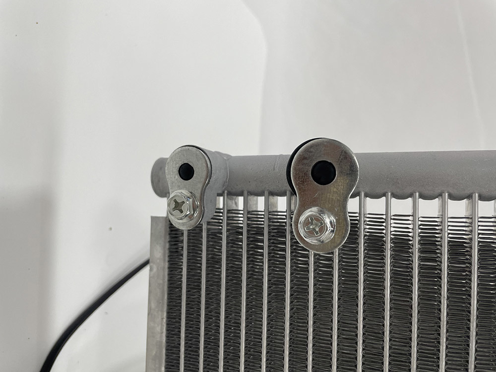 Hot Sale Camry Car Air Conditioning Cooling System Aluminum Condenser for 88460-07060