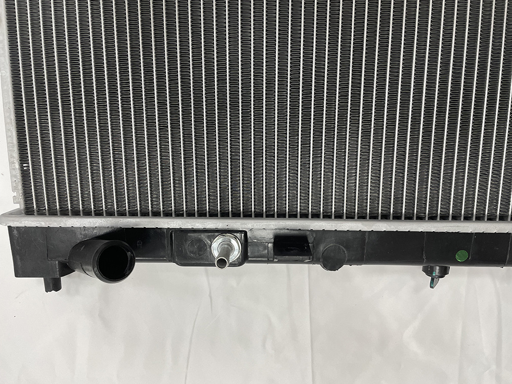 Wholesale Car Engine Cooling System Aluminum Parts Radiator for Mazda