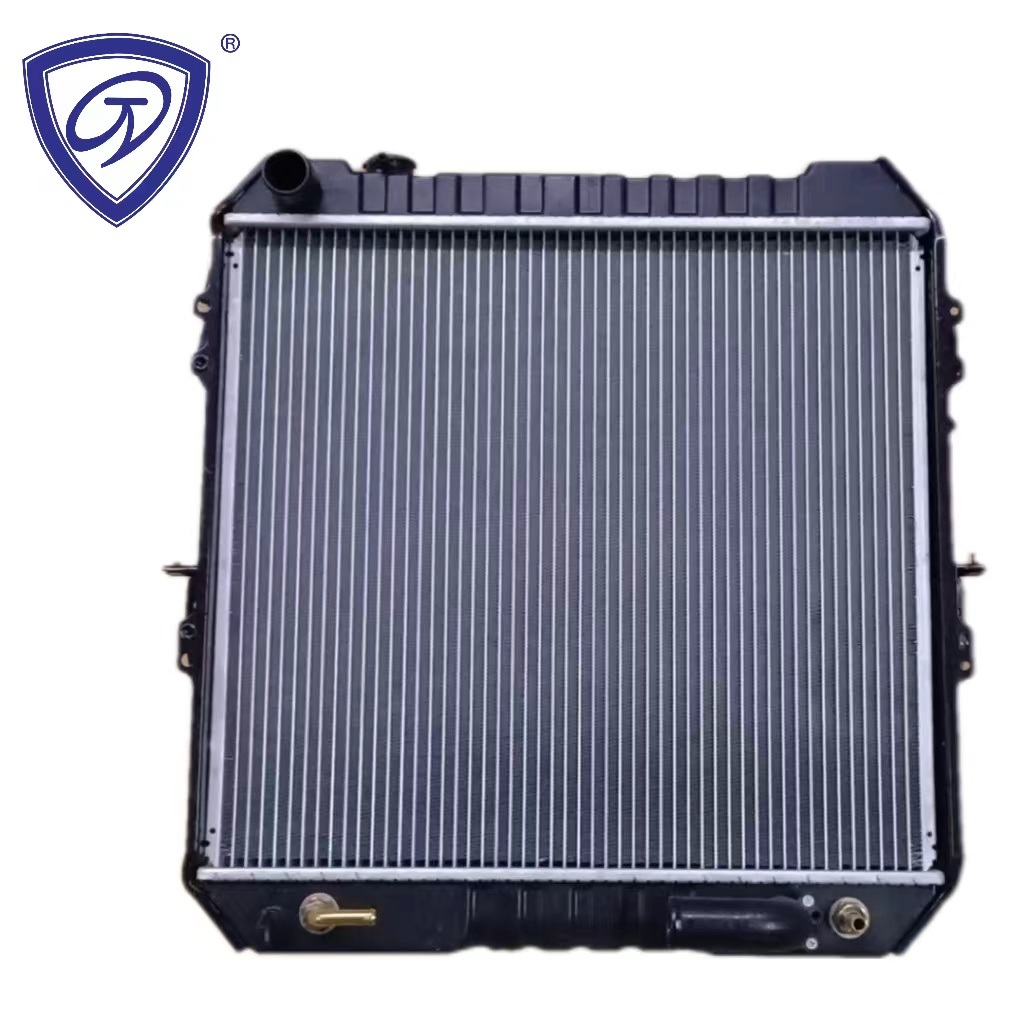 High Quality Cooling System Auto Radiator for Toyota Hilux Mt OEM 16400-5b500