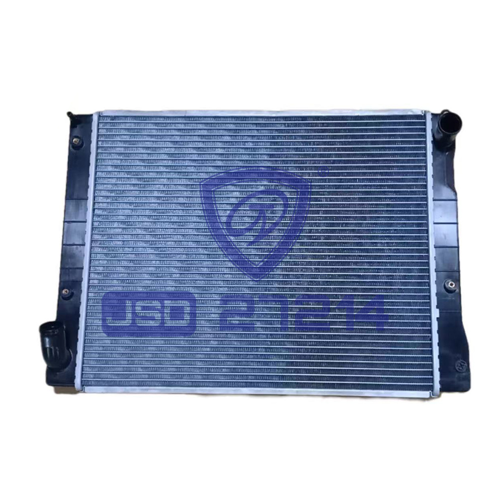 Popular Cm7 2.0t 14 Mt Cooling System Auto Parts Water Tank Radiator Wholesale OEM a-1301100A