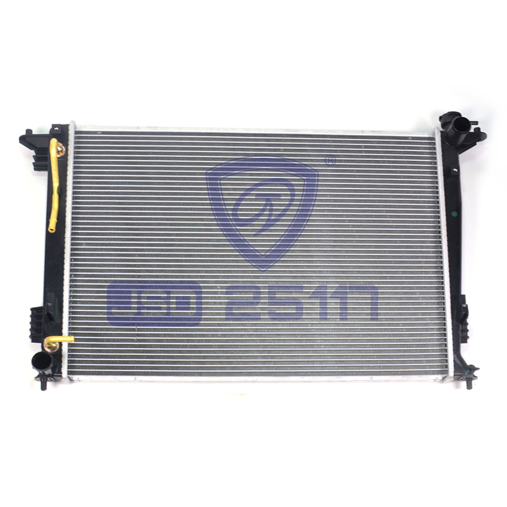 Hot Selling OEM Auto Radiator Auto Parts