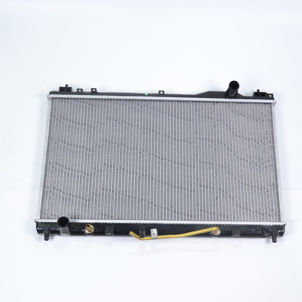 Aluminum Auto Parts Radiator OEM 16400-20260/20270/20320/0A240 for Toyota Camry