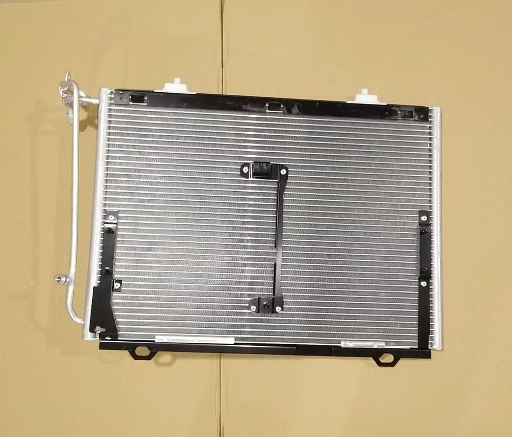 Auto Air Conditioner Aluminum Condenser OEM 2028300970 for Benz W202/C180/C200/C220/Clk430