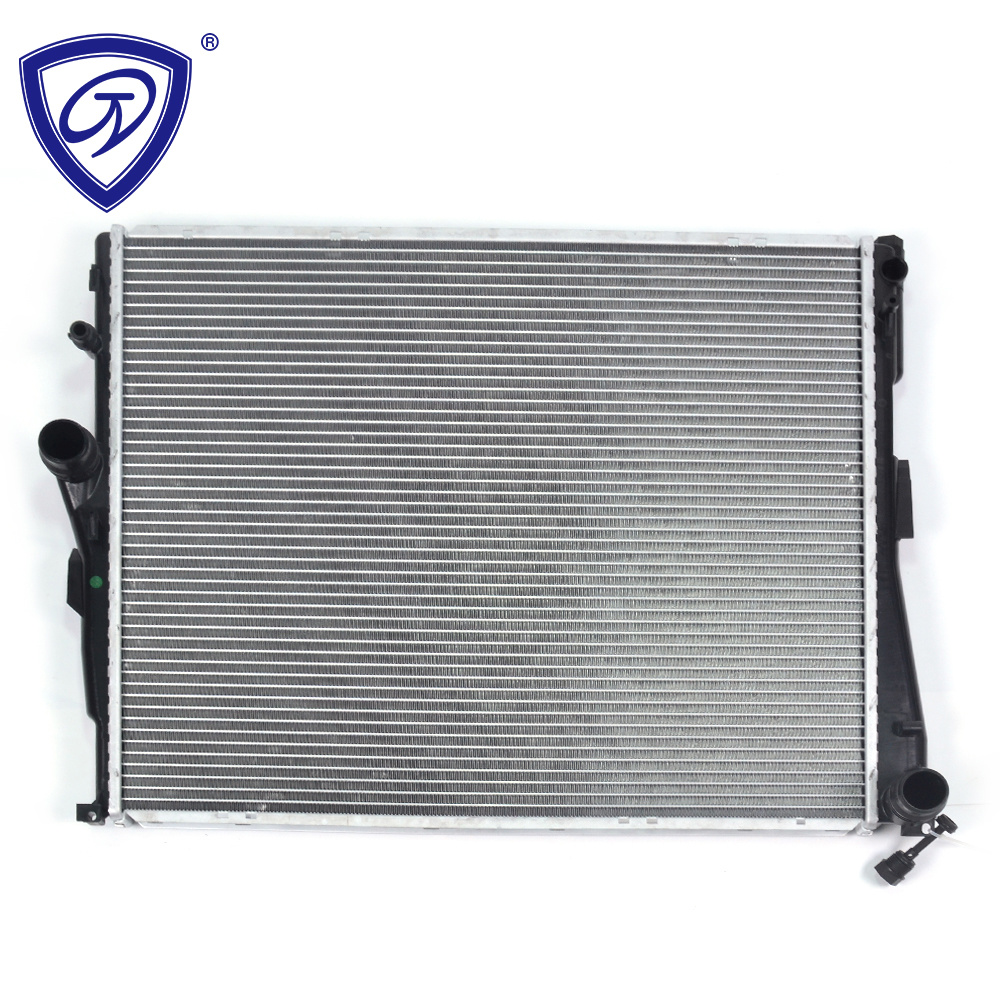 Auto Parts Aluminum Cooling Radiator for BMW
