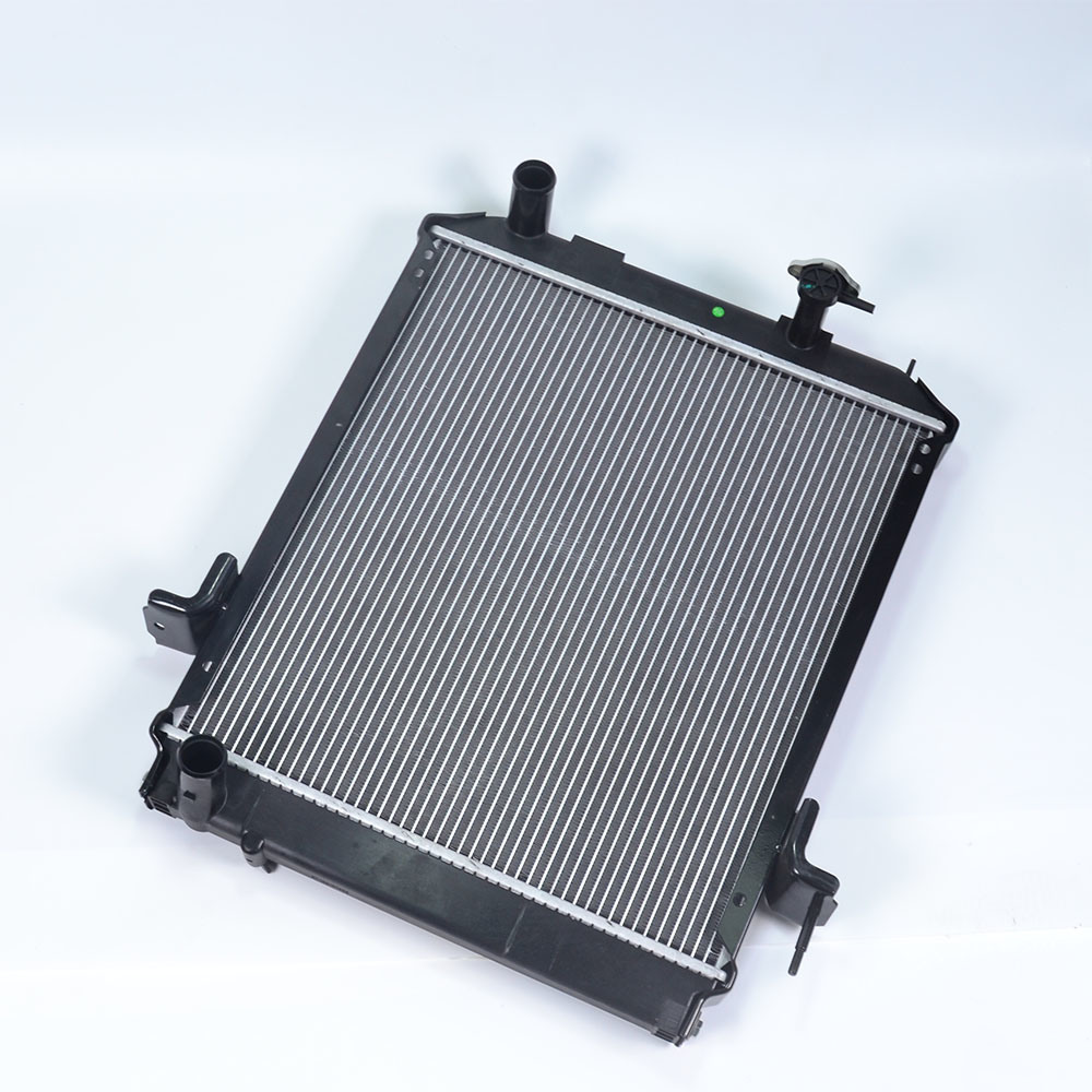 Auto Cooling System Aluminum Parts Radiator Wholesale for 4hf1 Npr