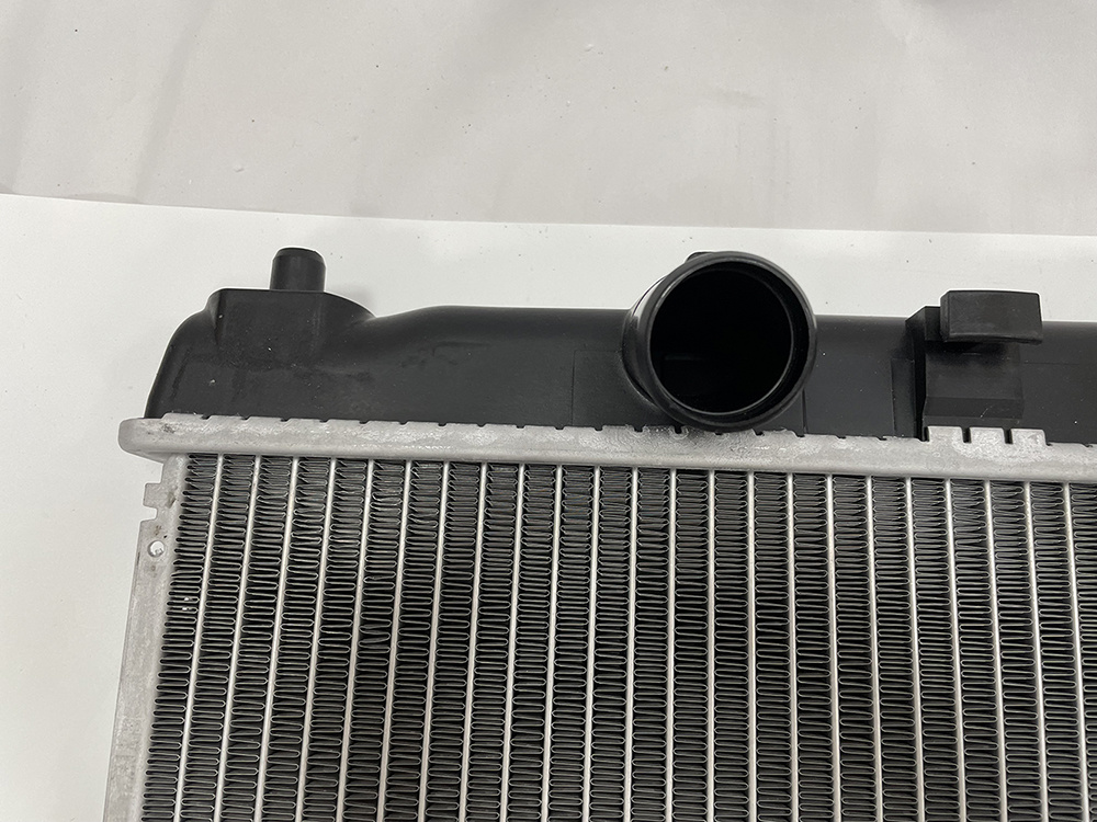Camry′ 06 Acv40 at Auto Aluminum Parts Radiator OEM 16400-0h291/0h220