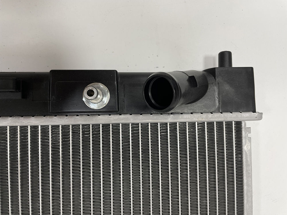 Made-in-China Auto Aluminum Parts Radiator for Mazda 6′2010 Ruiyi