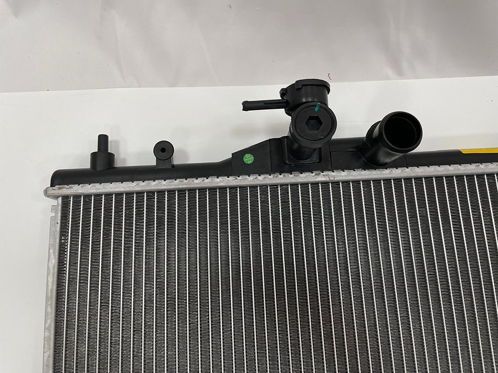 for Nissan Tiida Auto Cooling System Aluminum Parts Radiator OEM 21460-Qd500