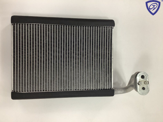 Factory Sell Auto Evaporator Core for 15 Mitsubishi L200