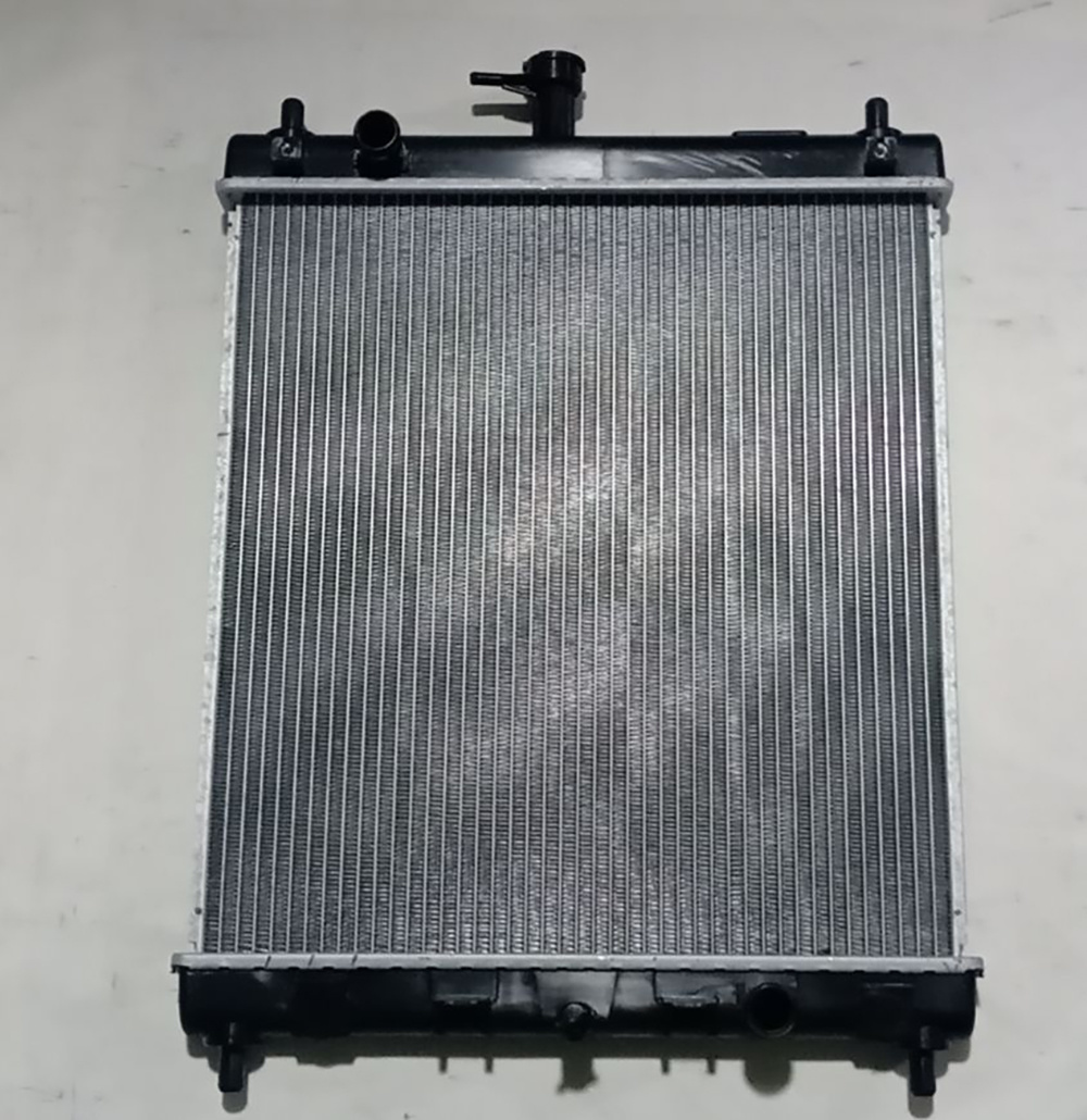 Suzuki Carry 06- Mt Auto Parts Cooling System Water Tank Radiator Wholesale OEM 17700-61j00