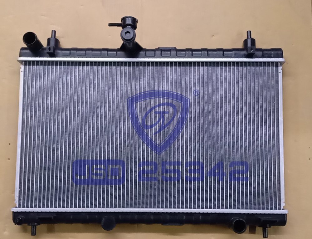 High Quality Auto Parts Aluminum Engine Radiator Wholesale OEM 13001100V0010 for JAC Refine M3 2.0L