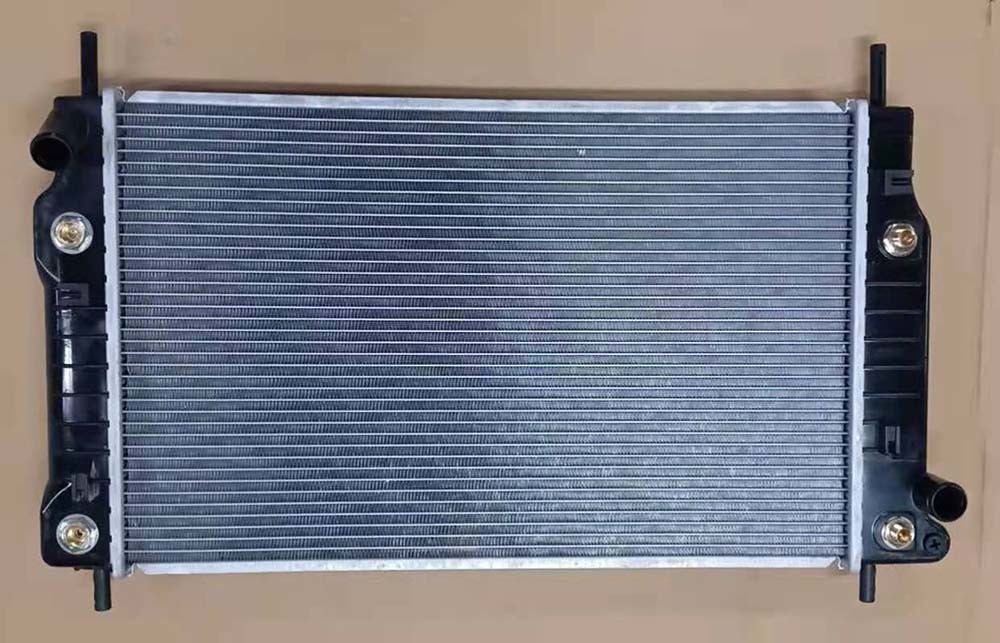 Factory Wholesale Auto Parts Aluminum Radiator OEM 6899904/93bb8005hc for Mondeo 1.8 92-96 at