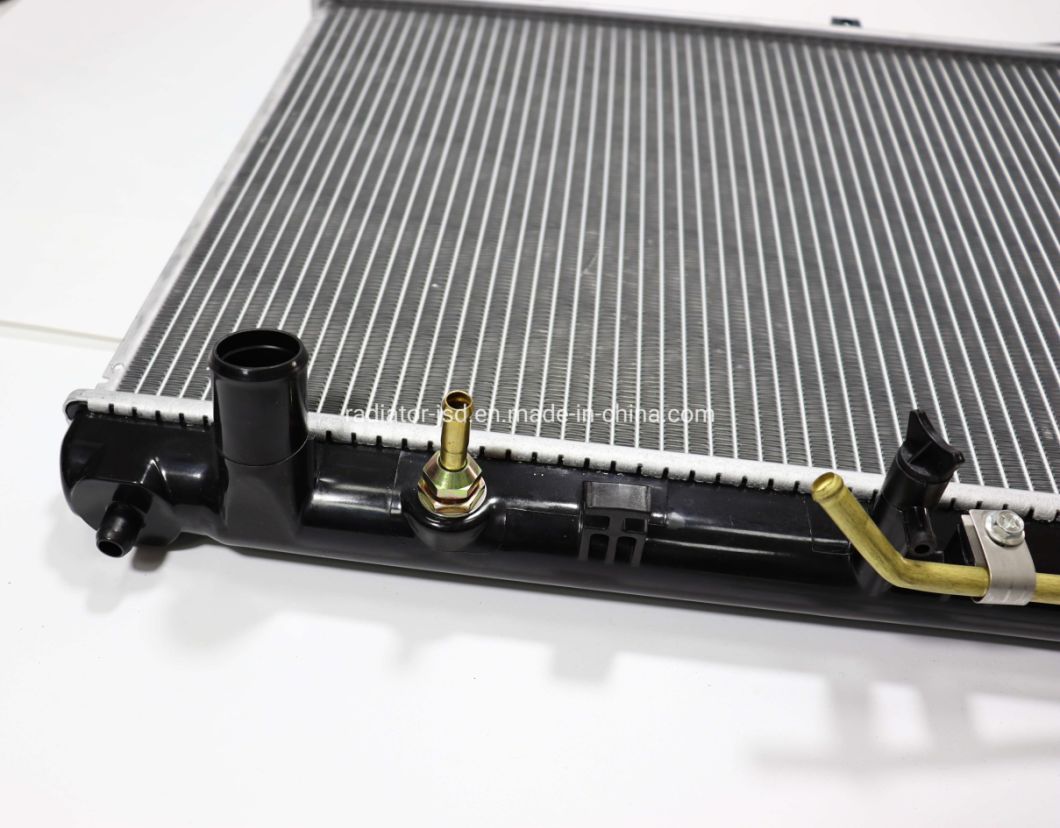 Auto Spare Parts Engine Cooling System Radiator OEM 16400-20260/20270/20320/0A240/16400-0A370 for Toyota Camry 03 - 06 Mcv30 at