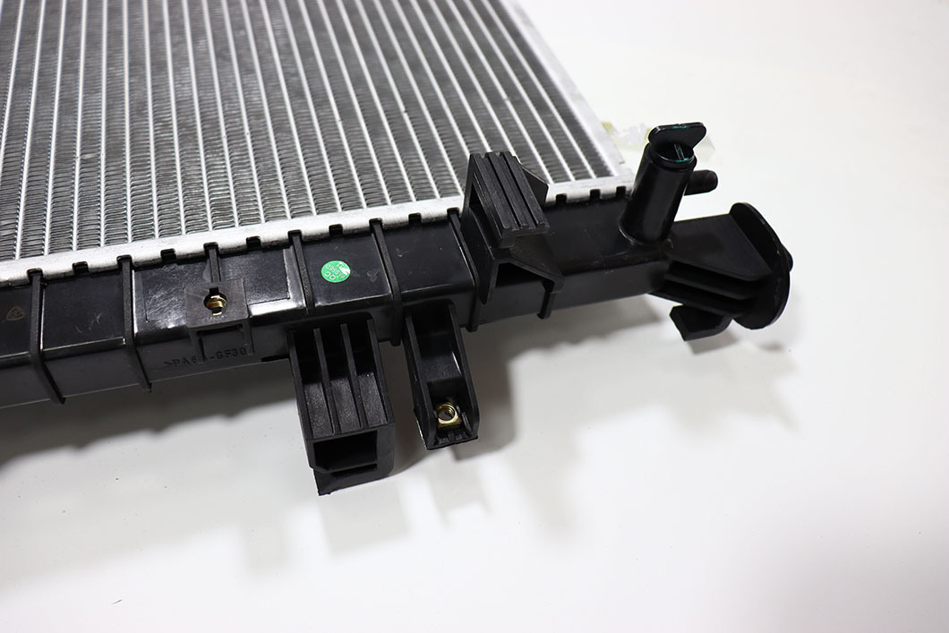 Chinese Car Mg Zs 1.5L Mt (without small tubes) Radiator