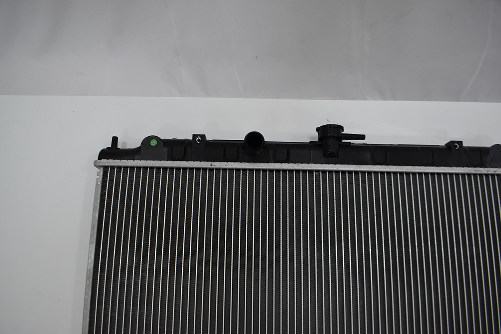 Factory Price Wholesale Nissan Auto Parts Cooling System Aluminum Radiator