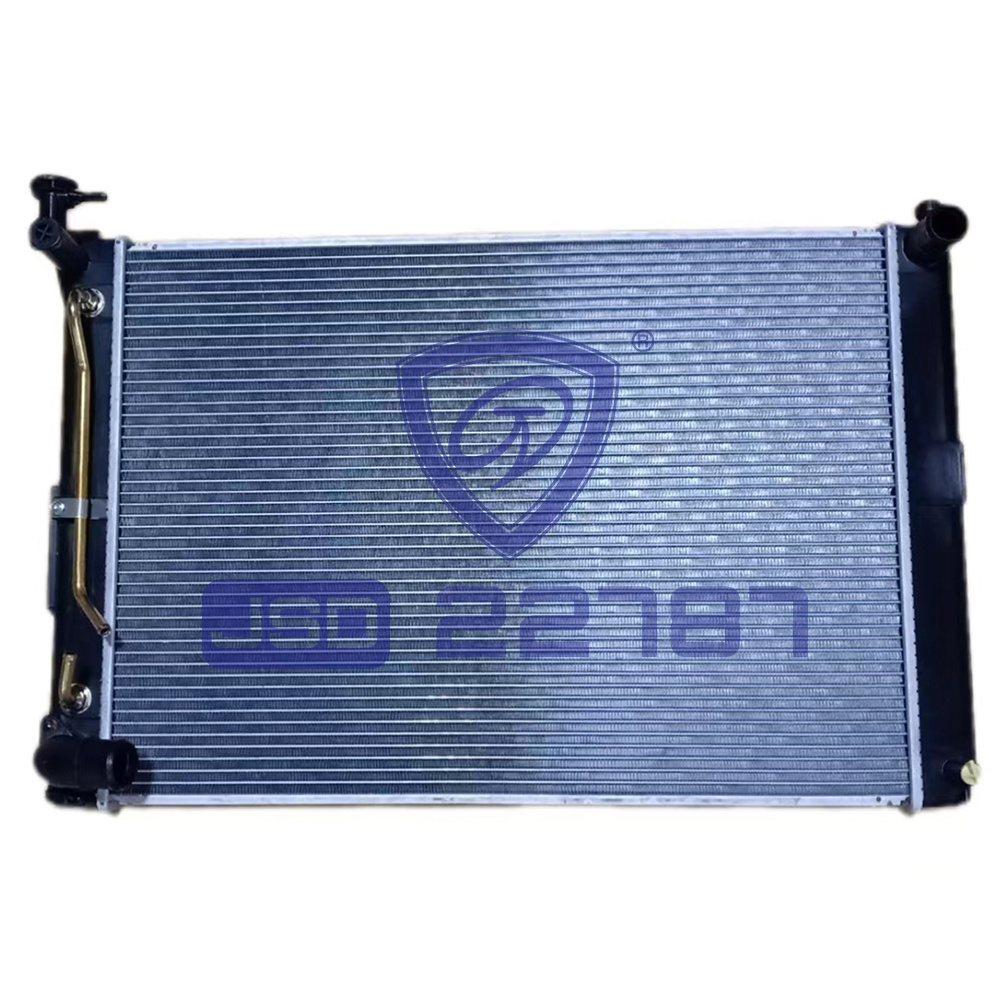 High Quality Aluminum Auto Parts Water Tank Radiator for Rx330/350 at