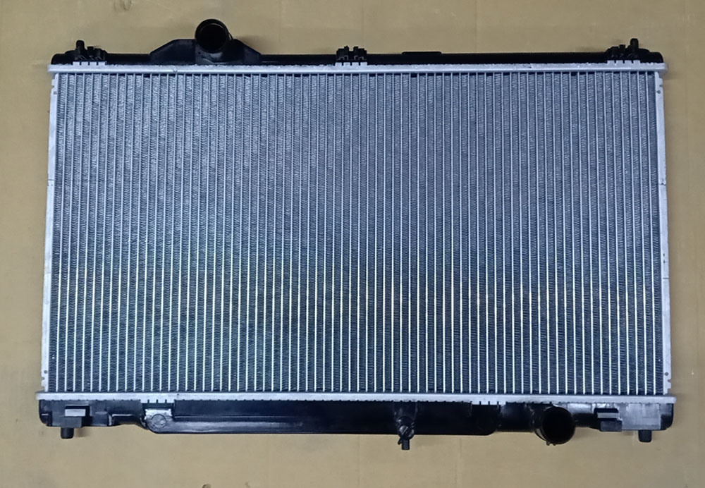 for Toyota 06-09 Is250 Mt Cooling System Auto Parts Water Tank Radiator Wholesale