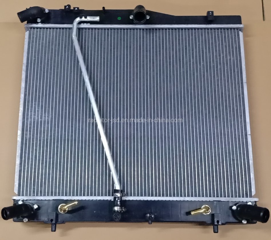China Manufacturer Wholesale for Toyota Hiace08-at Auto Parts Cooling System Aluminum Radiator 16400-3017q