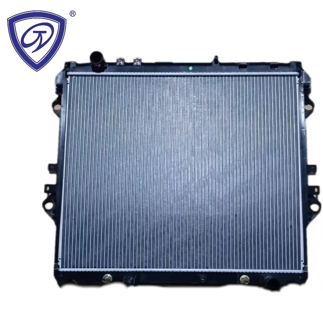 High-Quality Auto Parts Water Tank Aluminum Radiator OEM 16400-0L361 for Vigo Fort Uner Diesel 16-at