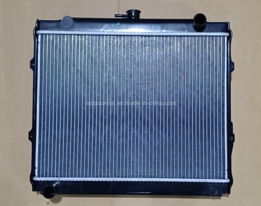 Car Cooling System Aluminium Auto Radiator for Hilux Yn5#/6#/10#′84-88 Mt OEM 16400-35350/16400-71080/16400-71081
