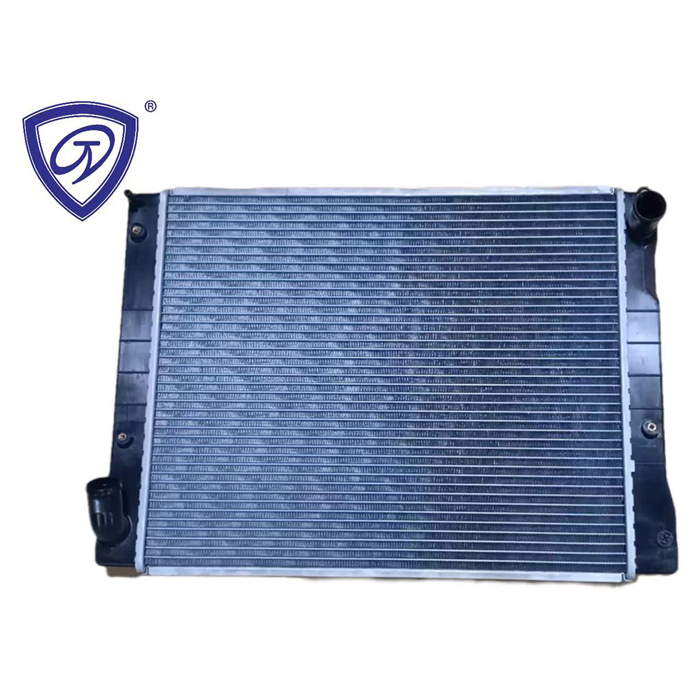 Popular Cm7 2.0t 14 Mt Cooling System Auto Parts Water Tank Radiator Wholesale OEM a-1301100A