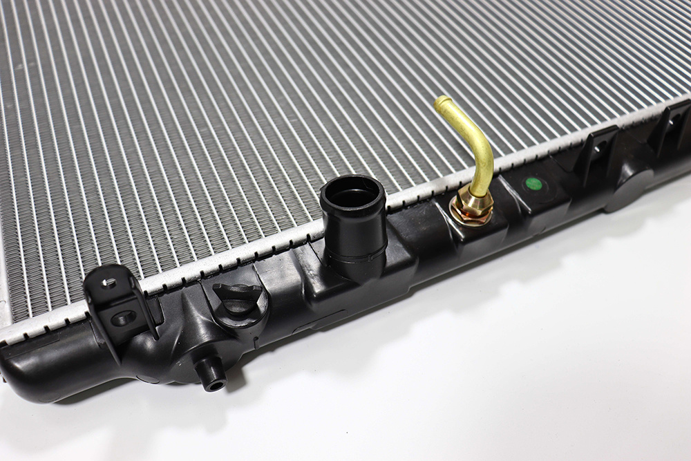 Premium Aluminum Auto Parts Accord2.0L′ 08- Cp1 at OEM 19010-R40-901 Radiator