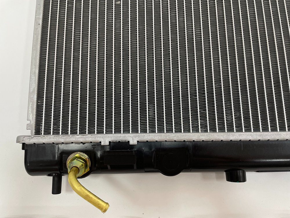 for Nissan Tiida Auto Cooling System Aluminum Parts Radiator OEM 21460-Qd500