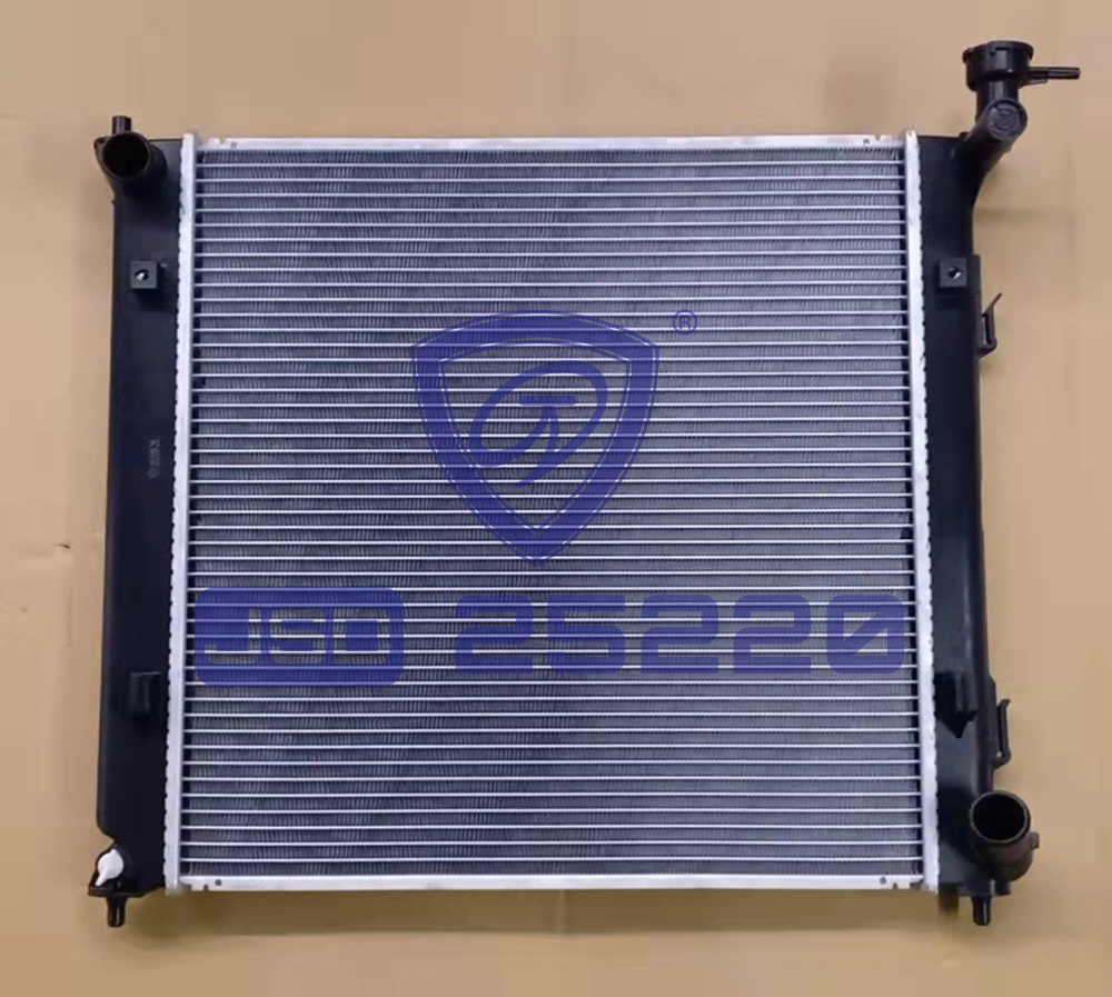 Hot Sale for Hyundai Auto Parts Aluminum Water Tank Radiator OEM 25310-B3100 for Mistra 1.6t a/Mt