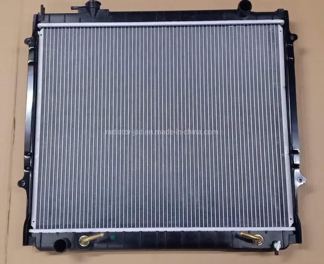 High-Quality Auto Parts Water Tank Aluminum Radiator OEM 16410-07060 for Toyota/Lexus Tacoma′ 95-04 at