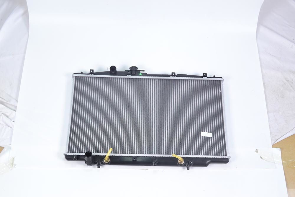 Accord 03 Cm6 3.0L at Auto Cooling System Aluminum Radiator Wholesale