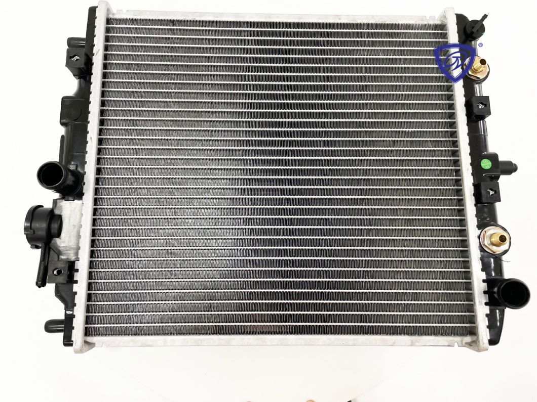 Car Cooling System Oil Cooler Aluminium Radiator for L200/L300/L500/Ef′ 90-98at