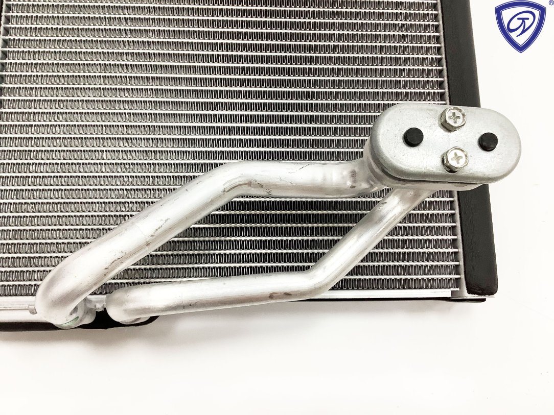 Factory Sell Car AC Evaporator Core for GAC Motor Ga5/2.0.10