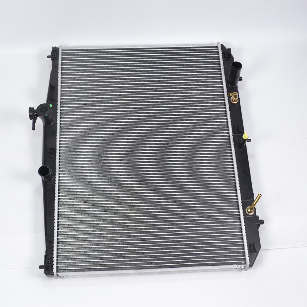 New Auto Parts Radiator OEM 16400-0p410 for Toyota Highlander 3.5L′ 14′ at