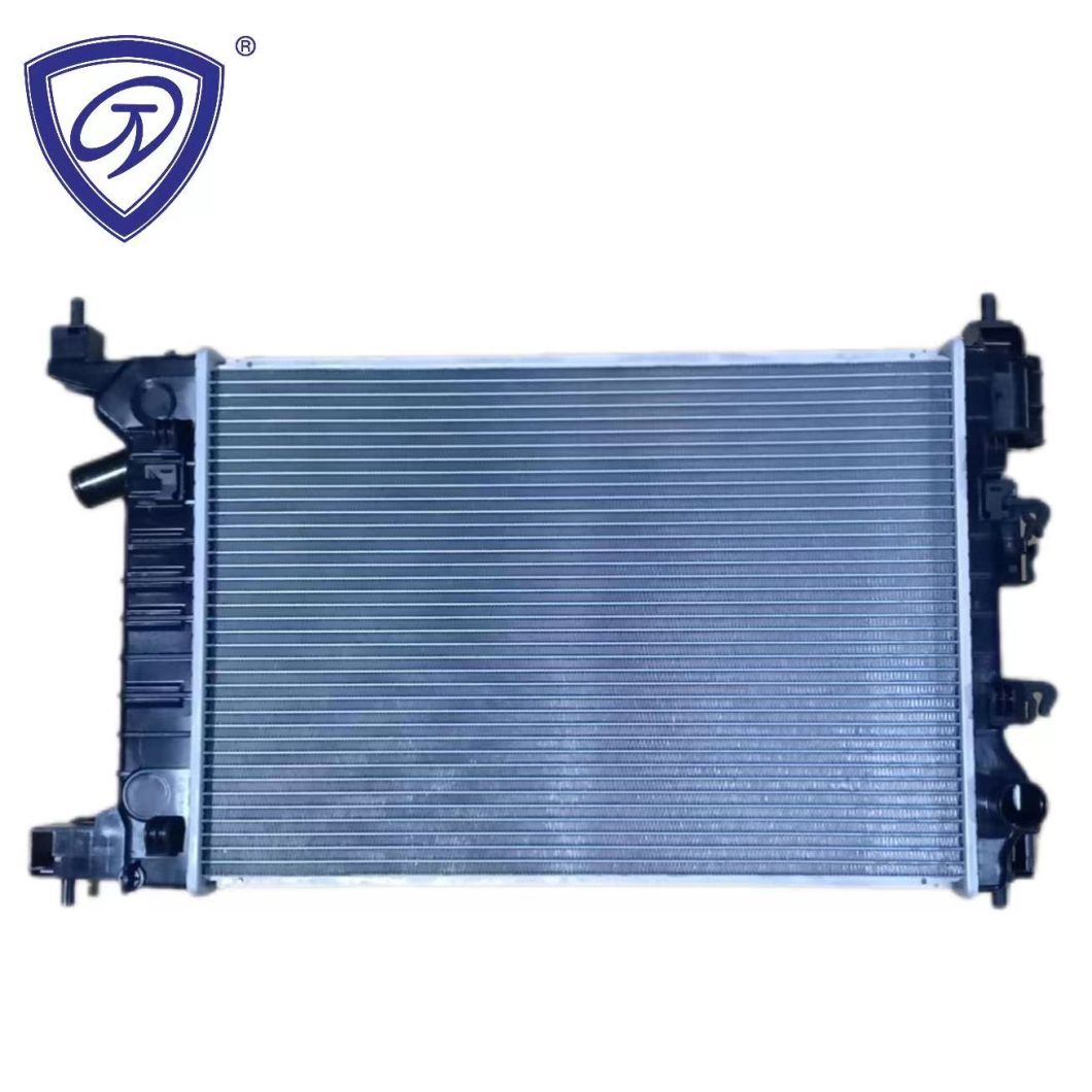 China Manufacturer Hot Selling Aluminum Auto Parts Radiator for Chevrolet Aveo 1.4 Mt OEM 95460094