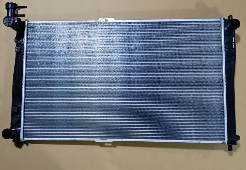 KIA Carnival/Sedona 2.5I V6′01- Mt Car Radiator OEM Ok55c-15-200/Ok55c-15-200A