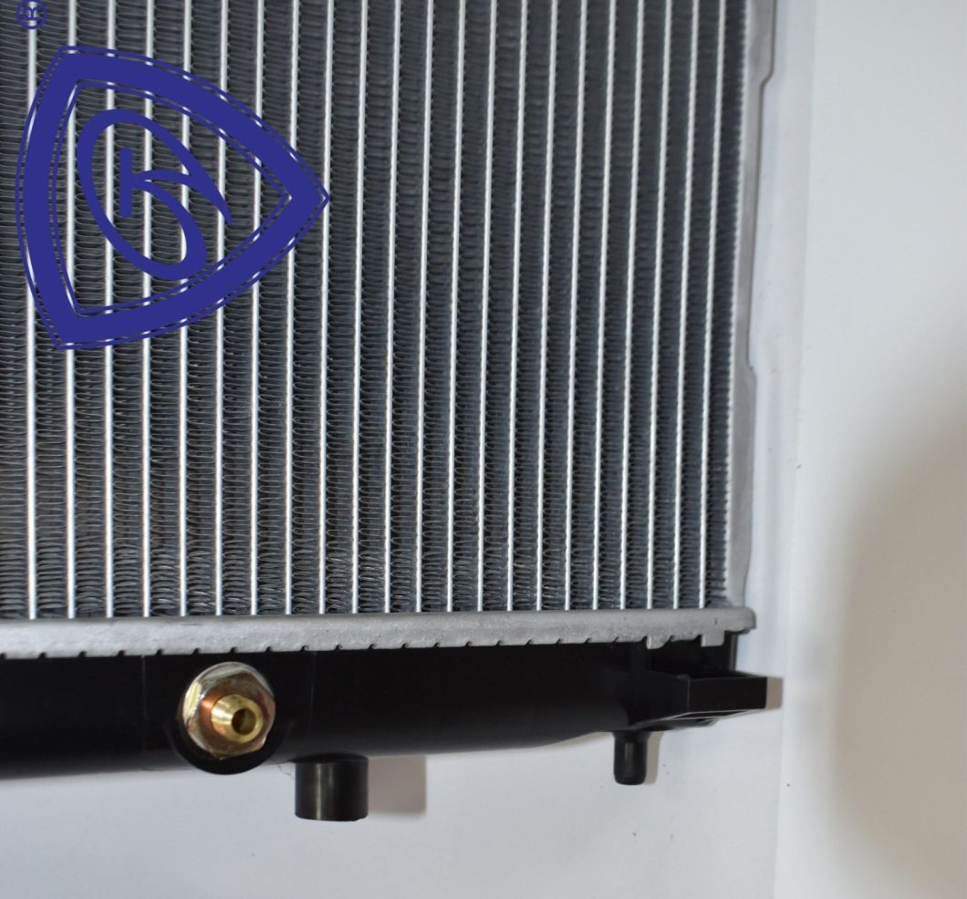 Good Quality Car Radiator for Hyundai Santfe′ 07-at OEM 25310-2b100