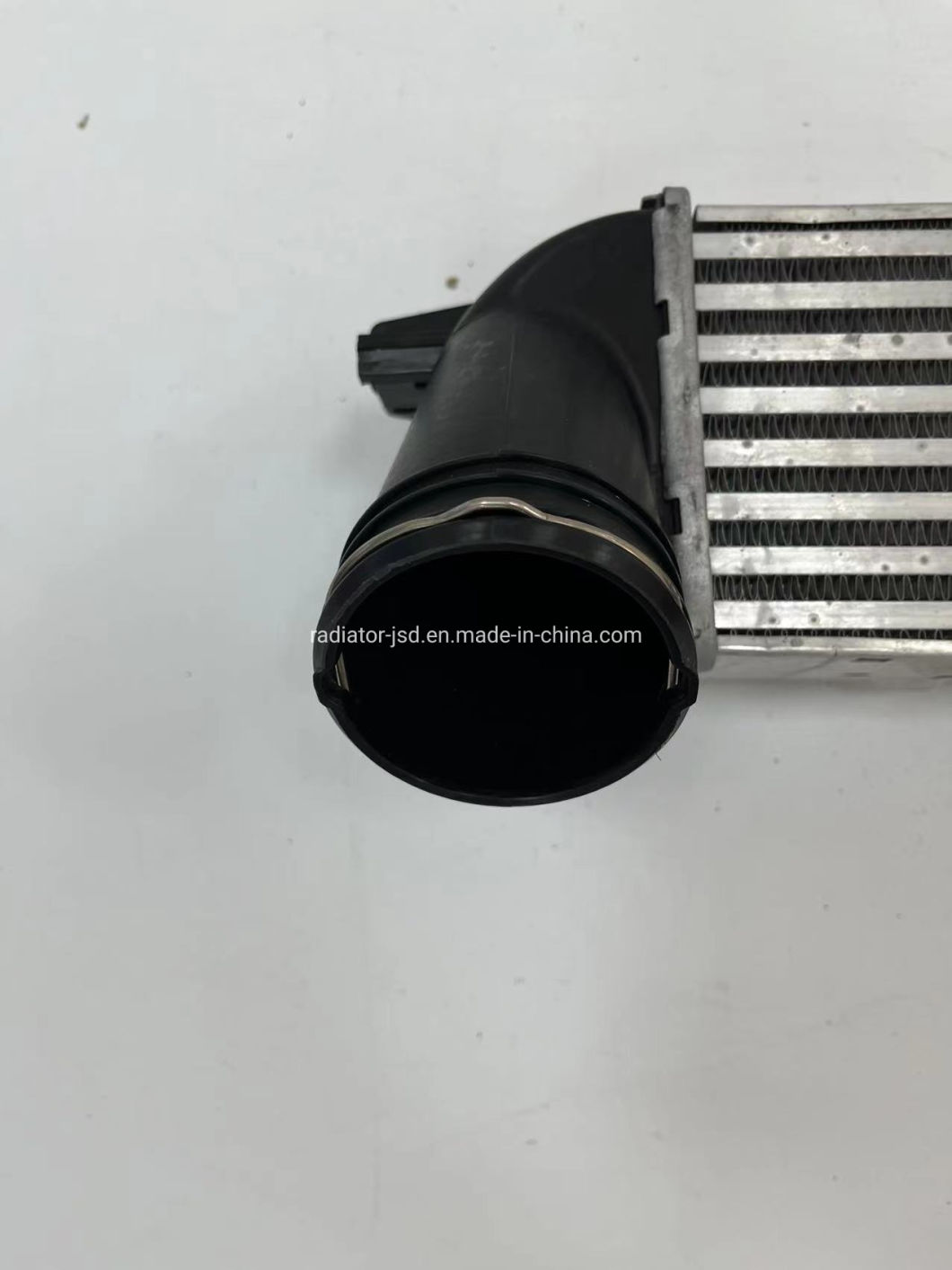 Auto Spare Car Parts OEM Engine Intercooler All Car Model for Mercedes Benz C-Class W204 07