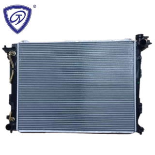 High-Quality Auto Parts Water Tank Aluminum Radiator OEM 25310-2z100 for Hyundai IX35′10- at