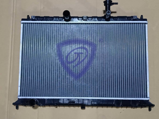 China Car Parts Cooling System OEM Radiator for KIA Rio/Rio5′ 06-11 Mt