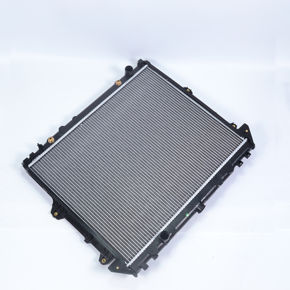 Hot Selling Toyota Hilux Aluminum Auto Parts Cooling System Radiator