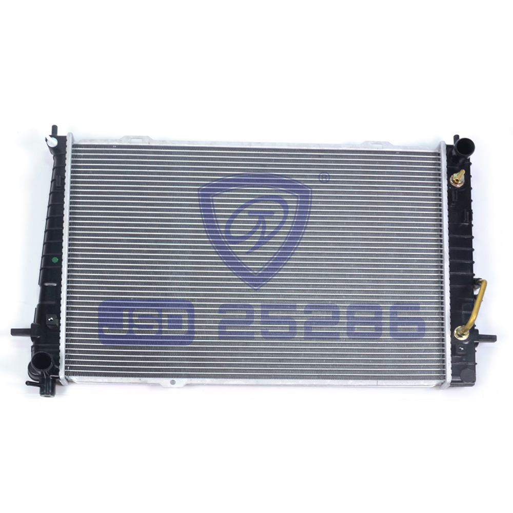 Hyundai Tucson Auto Parts Cooling System Aluminum Radiator Cheap Wholesale
