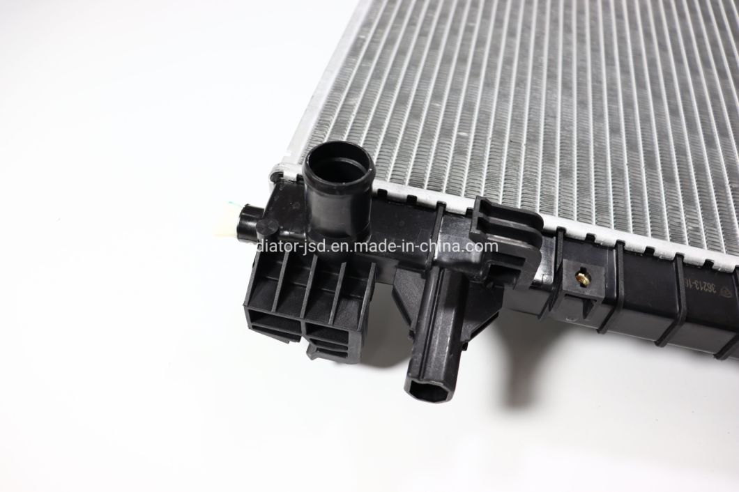 China Best Price Auto Water Cooling Aluminium Car Radiator for Mg Zs 1.5L 17