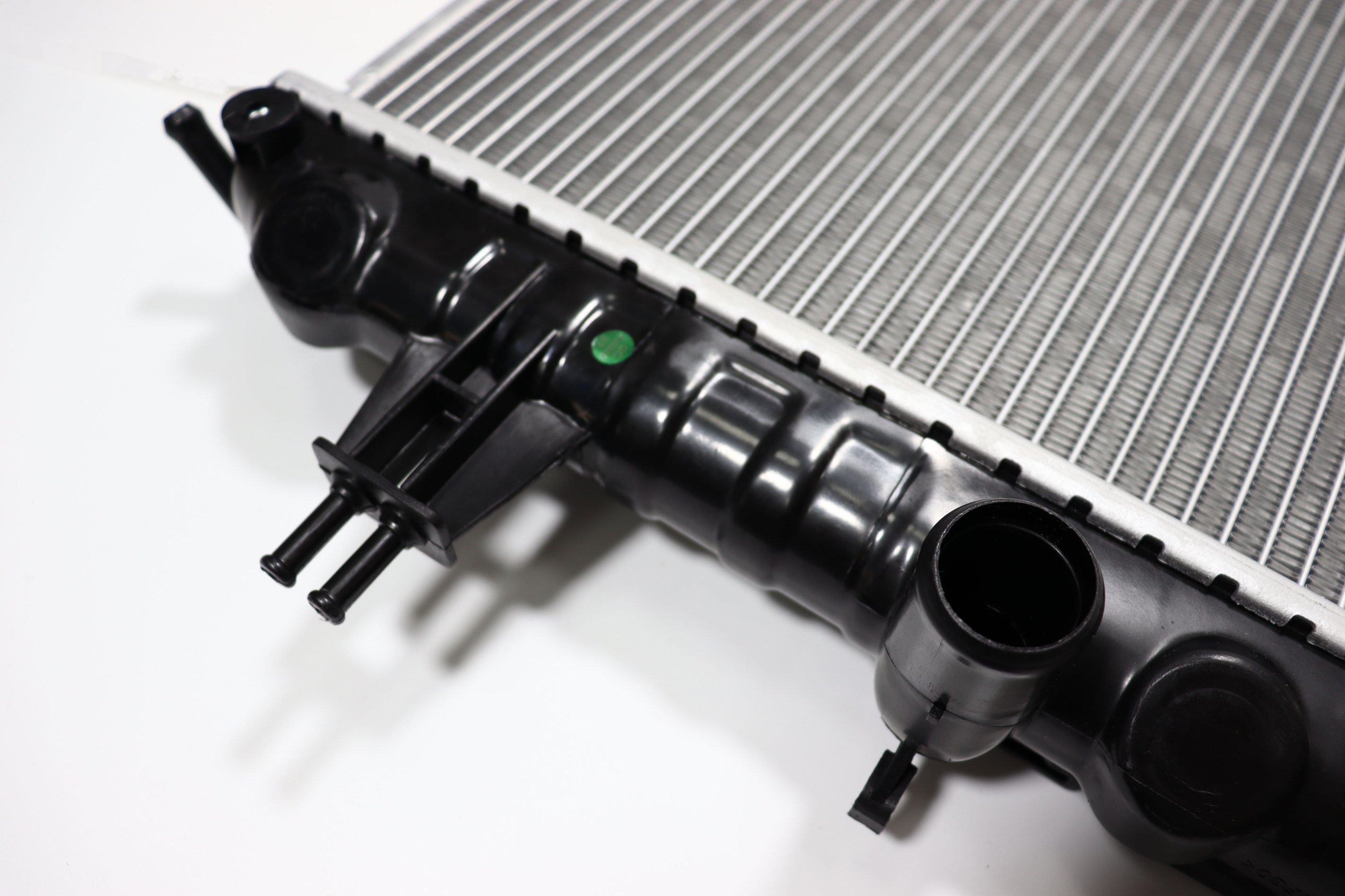 Wholesale High Quality Competitive Price Auto Radiator for Opel Astra G 98-Mt 1300198