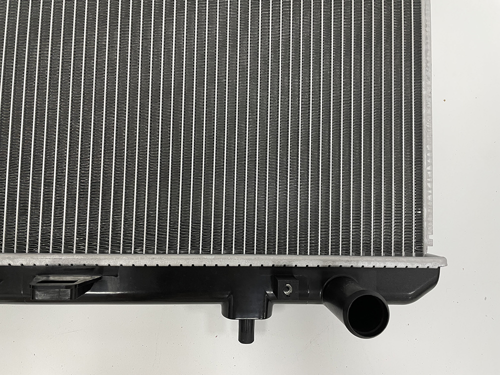 China Baojun 730/560 1.5t Car Engine Cooling System Radiator Wholesale