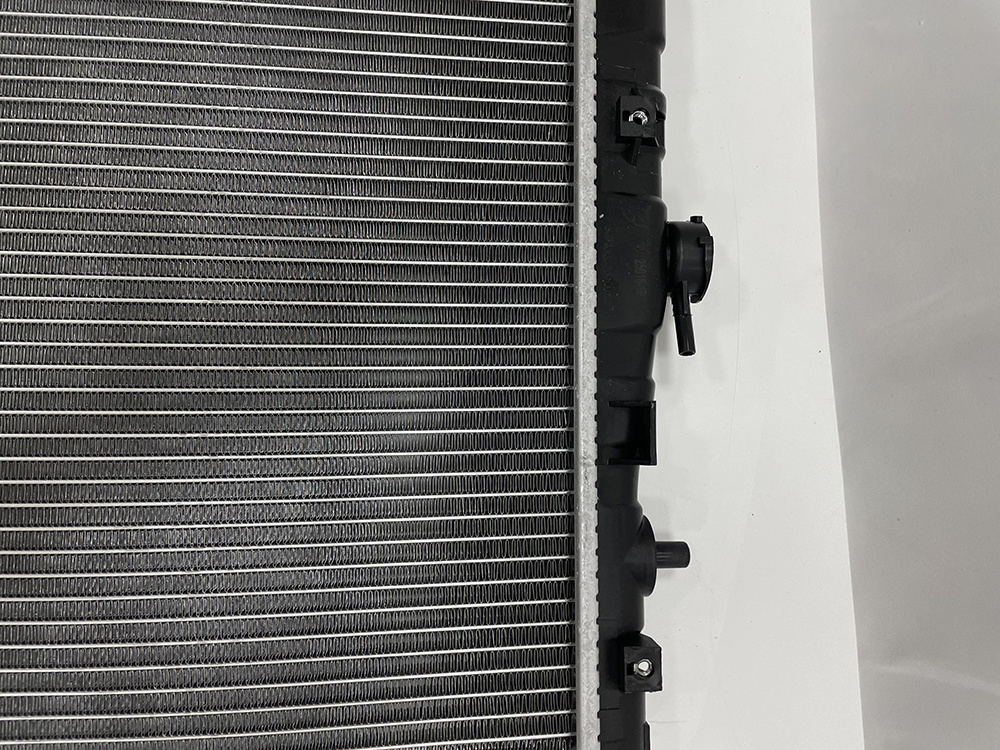 for Hyundai Elantra 2.0L L4′ 00-04 Mt Car Aluminum Radiator OEM 25310-2D000-2D100