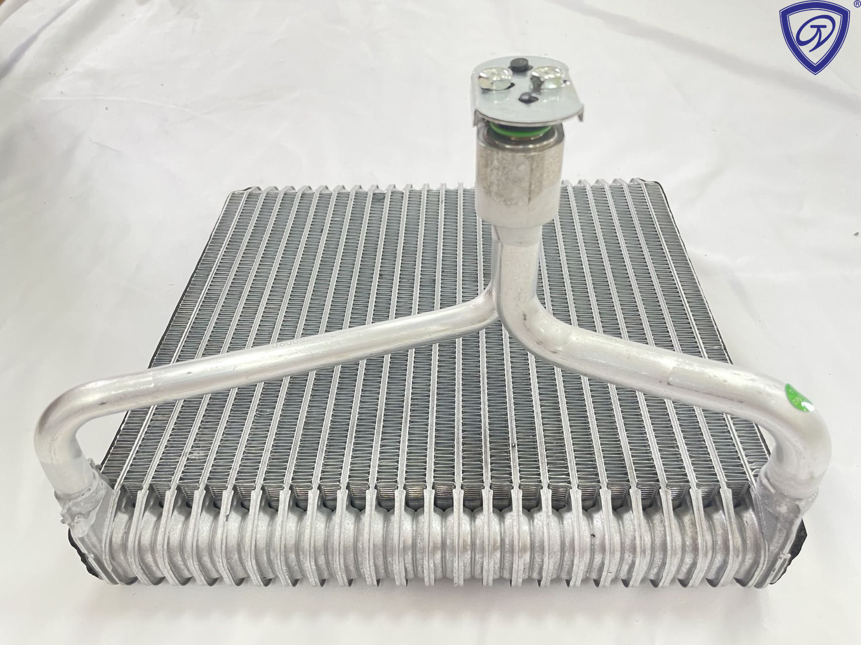 Auto Air Conditioner Evaporator Core for 06 Yasent OEM 971401e002